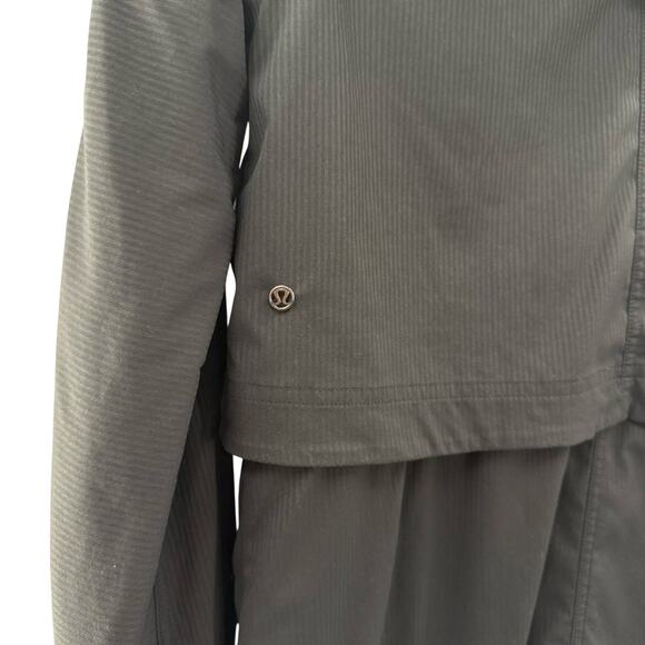 Lululemon Yogi Anorak Jacket Full Zip Hooded Sporty Black Activewear Size 4 - Picture 11 of 16